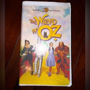 Warner Bros. The Wizard of Oz VHS - Yellow, Blue, Red